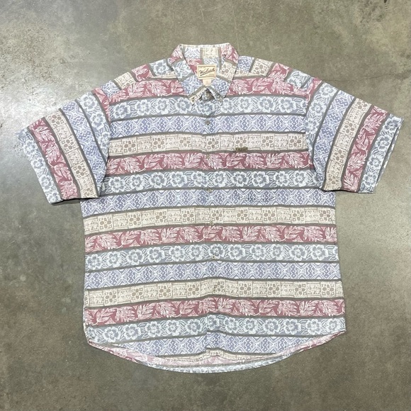 Woolrich Hawaiian Tribal Floral Print Short Sleeve Button Down Shirt - Picture 8 of 8